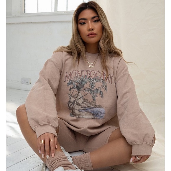 | GKA | NWT | Montego Bay Sand Sweatshirt and Bike Short Set ⌛️ - Picture 2 of 4